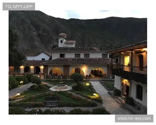 秘鲁队高位逼抢体系成型,压迫式打法显威力 秘鲁队高位逼抢体系成型,压迫式打法显威力