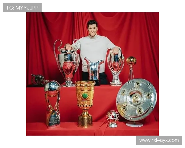 莱万多夫斯基回忆拜仁六冠辉煌：巅峰时刻难忘